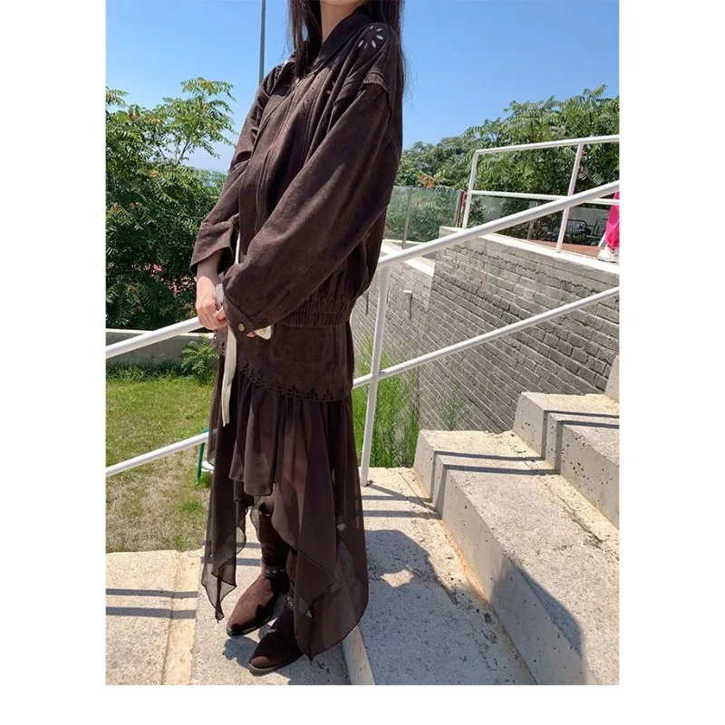 不規則な鹿革ベルベットカジュアルミッドレングススカート女性 2026 春ハイウエストソリッドカラーカジュアルメッシュステッチ A ラインスカート