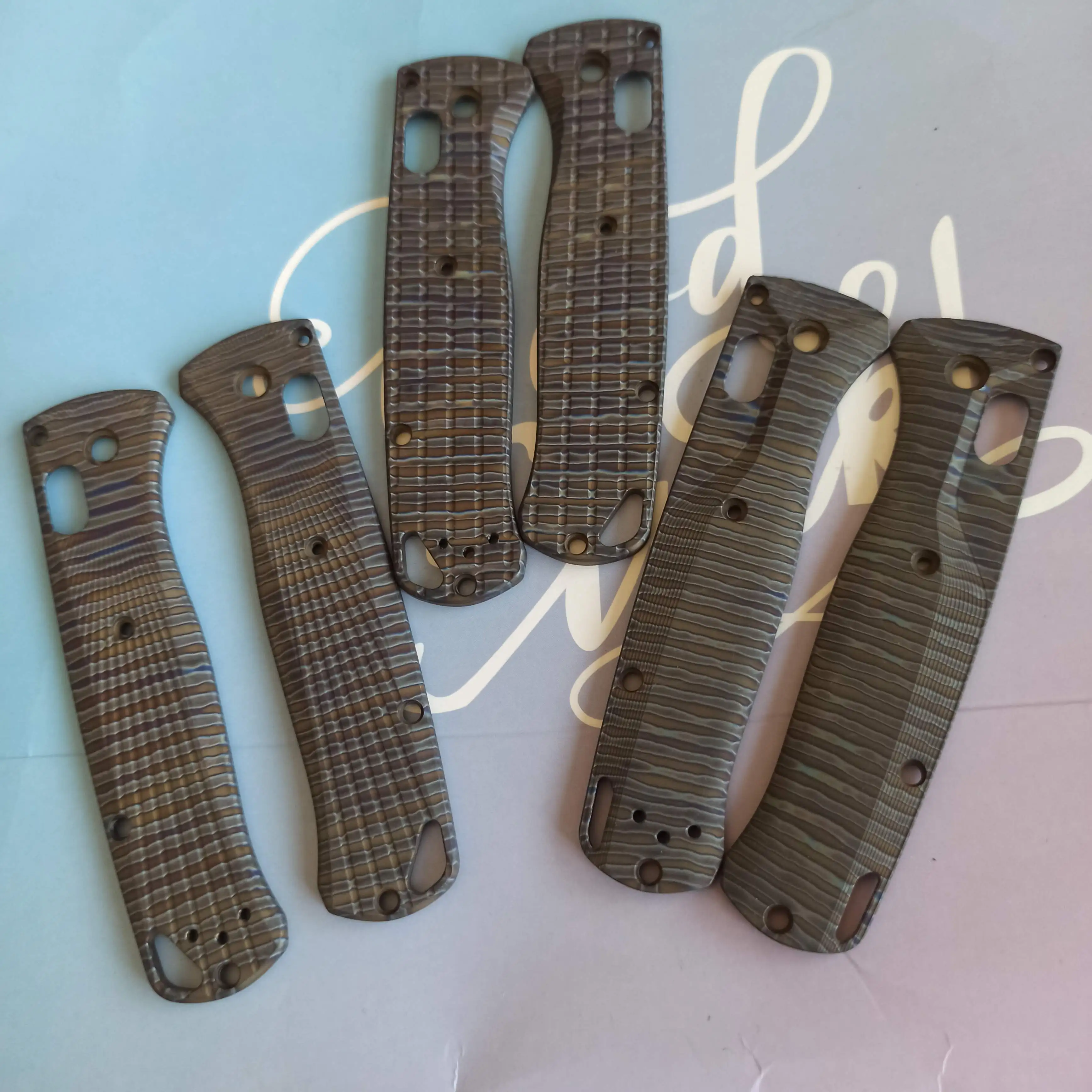 1 زوج مخصص النمر شريط سبائك التيتانيوم مقبض الموازين ل Benchmade Bugout 535 DIY بها بنفسك صنع الملحقات أجزاء