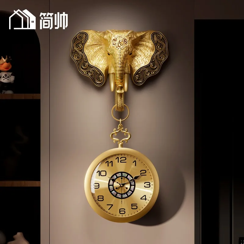 Modern light luxury brass wall clock living room Nordic simple silent wall clock creative home fashion quartz clock