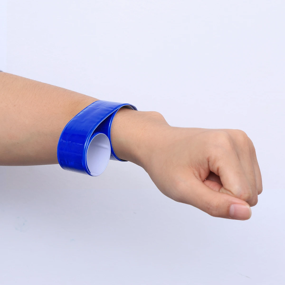

8Pcs Reflective PVC Slap Night Running Bracelets Safety Armb Adjustable Visibility Outdoor Camping Hiking Gear