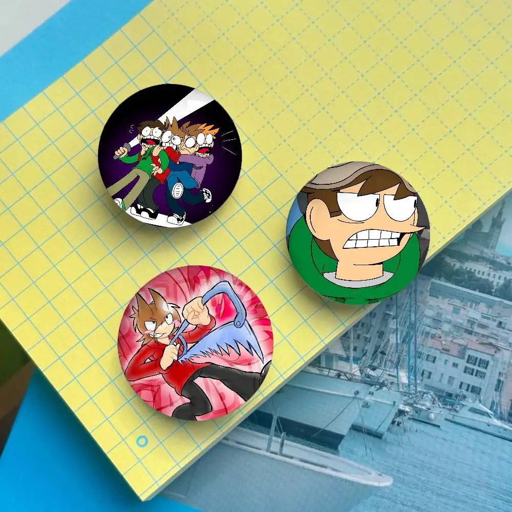 الكرتون E-Eddsworld أنيمي قسط صفيح دبابيس التلبيب المستديرة: دبابيس شارة لطيف لملحقات حقيبة الكتف، هدايا تذكارية