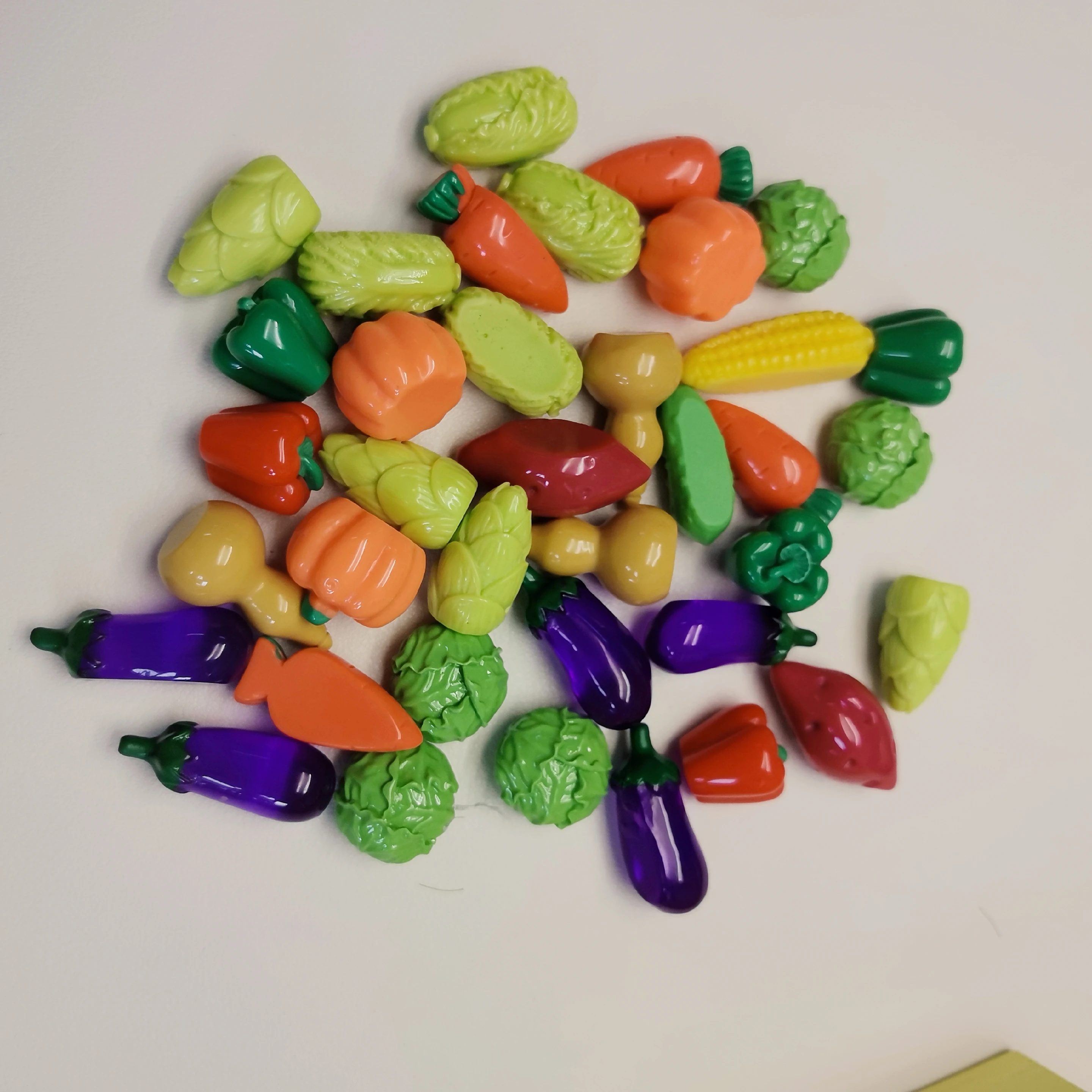 Mixed 3D Mini Resin Kawaii Vegetables Diy Jewelry Figurine for Decoration Miniature Figures Sculptures Things Statues