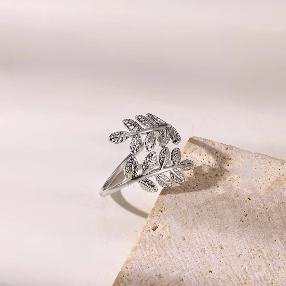 Leaves Rings for Women Opening Stainless Steel Ring 2024 Trend New in Female Band Classic Statement Elegant Jewelry Accessories