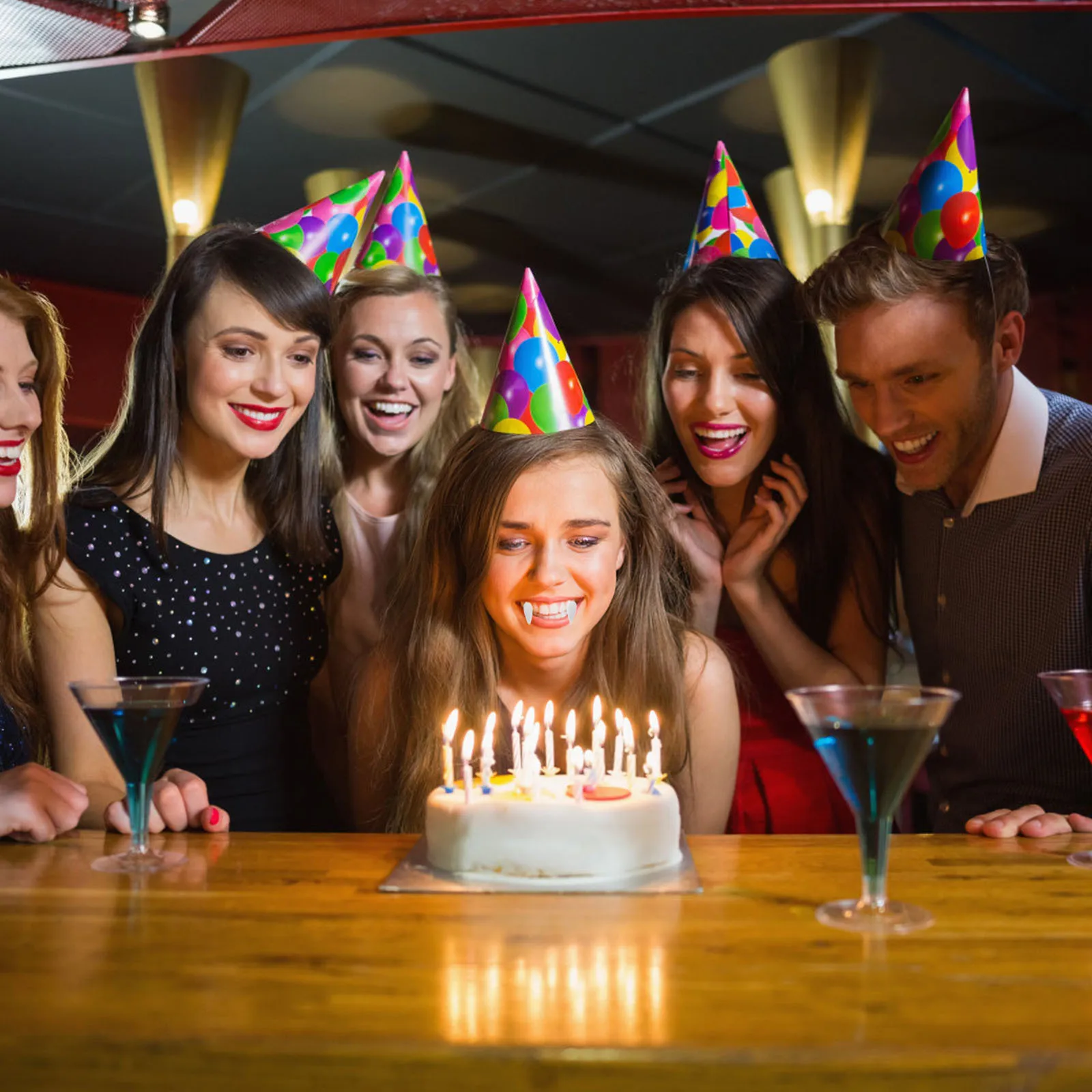 

10G Hot Melt Dental Adhesive Strong Hold Vampire Fang Glue For Halloween Party Realistic Fake Teeth Fixing Tool Easy Apply Multi