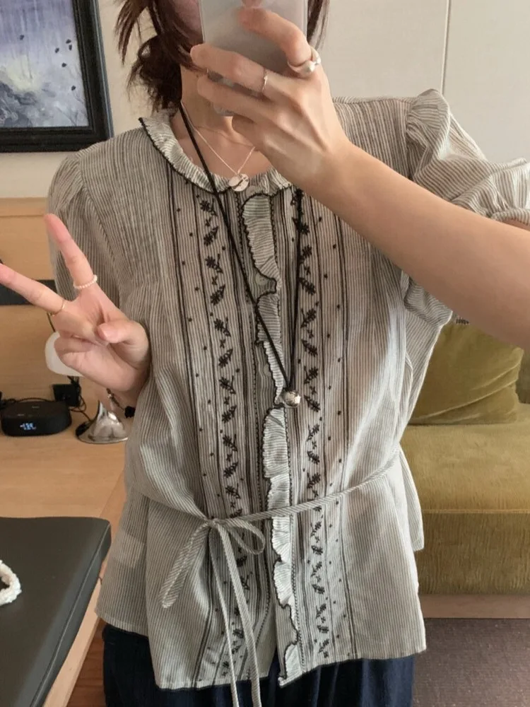

Korean Sle Embroidered Striped Ruffle Collar Women's irt Summer Anti-Aging Cute Bubble Sve Top with Belt Faionable