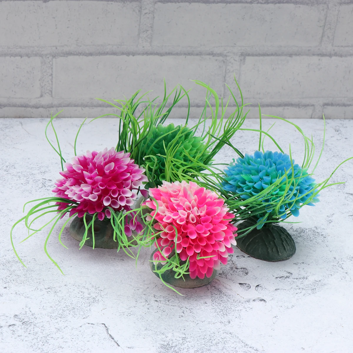 

Simulated Water Grass Colored Balls Artificial Plants for Fish Tank Decoration Vivid Lifelike Aquarium Ornament Safe Easy Clean