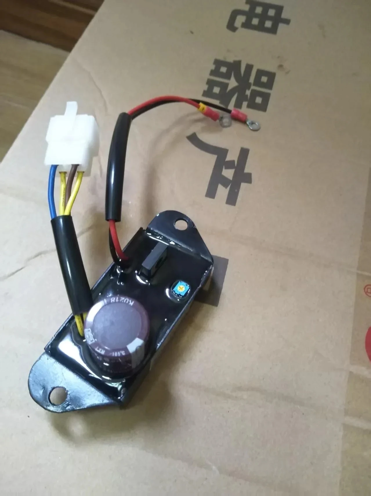 

5-8Kw Generator avr Automatic Voltage Regulator for generator parts