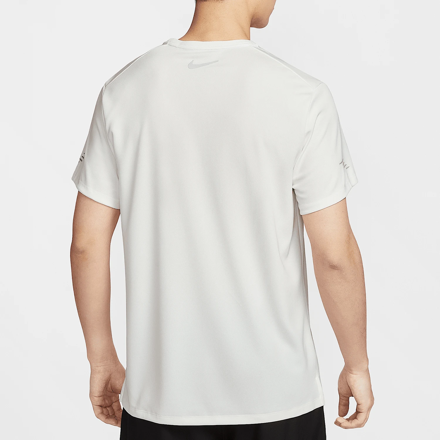 Nike genuine Dri FIT men's reflective breathable loose fitting head short sleeved sleeve IB4128-133