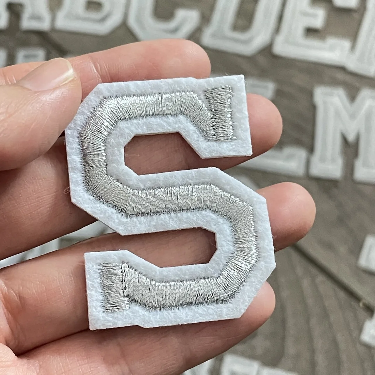 5CM Silver Letter Patches Embroidered Patch Iron on For Clothing DIY Accessories Alphabet ABCD EFG HIJK LMN OPQ RST UVW XYZ