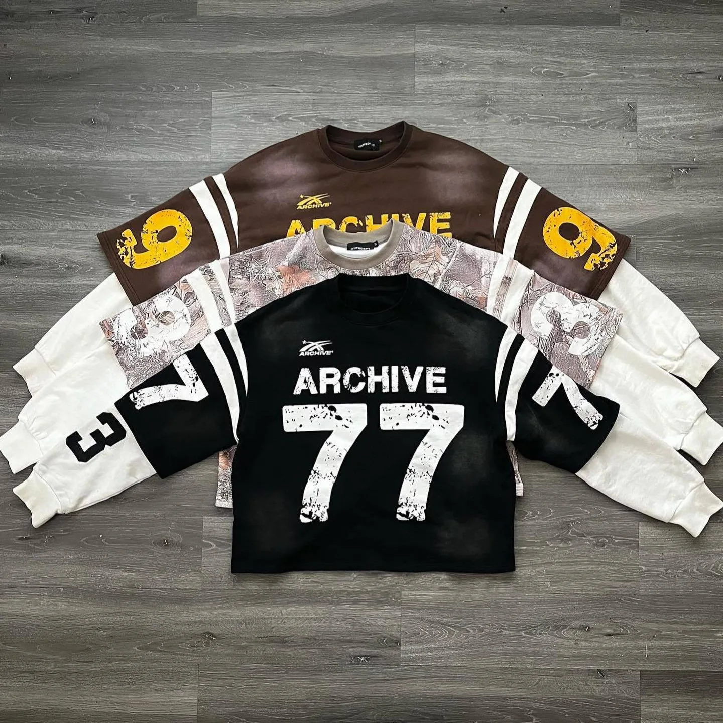 

UZSC Sports Camouflage Jerseys Female Male Goth Oversized Loose Bough Pattern Long-sleeved Shirt Hip Hop Sweatshirt Street Wear