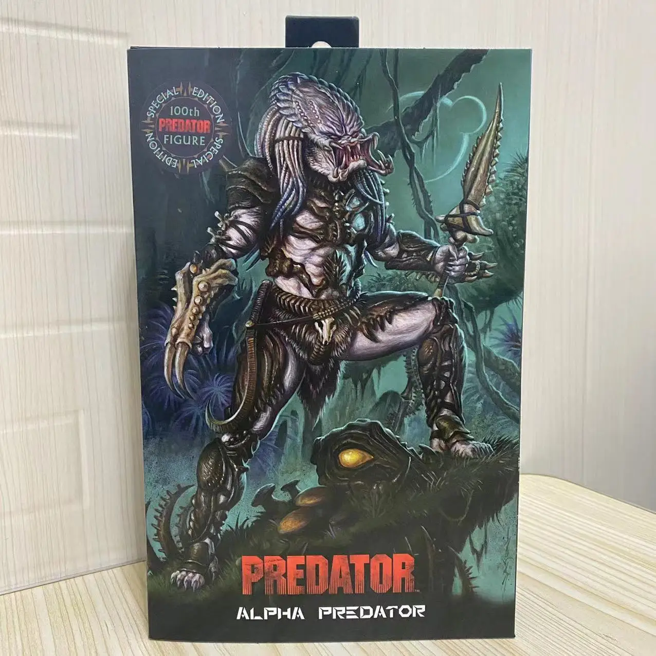 

NECA Model Ultimate Alpha Predator 100th Edition Action Figures Predator Movie Figure PVC Gifts for Boys Toy