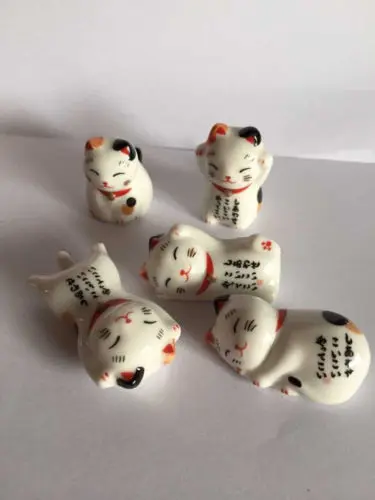 New 5PCS a set Kitchen Ceramic chopsticks Holder Rest Propitious cats