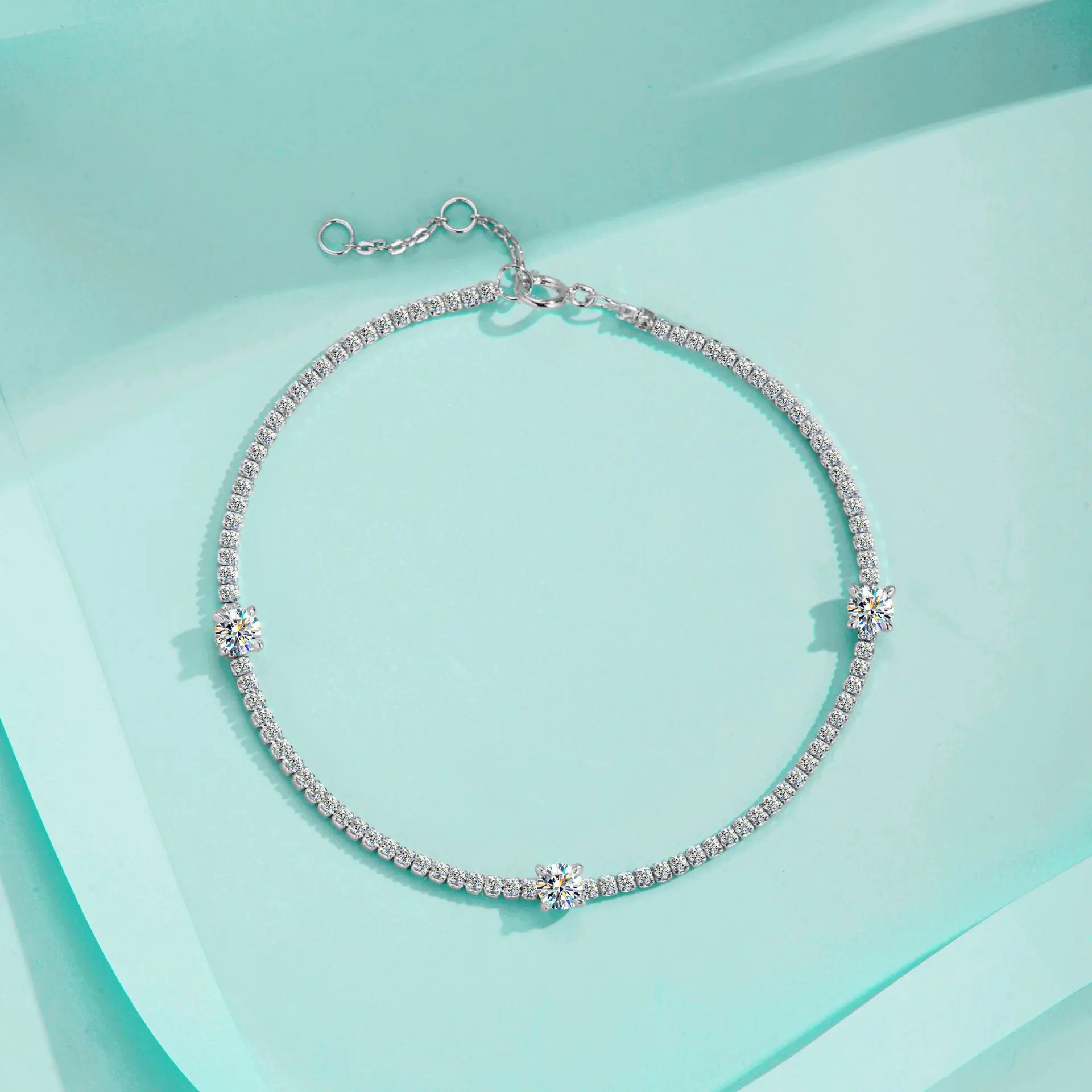 

Браслет-куб из платины 950, сетчатый дизайн, компактный, легкий, роскошный, универсальный браслет с тремя бриллиантами