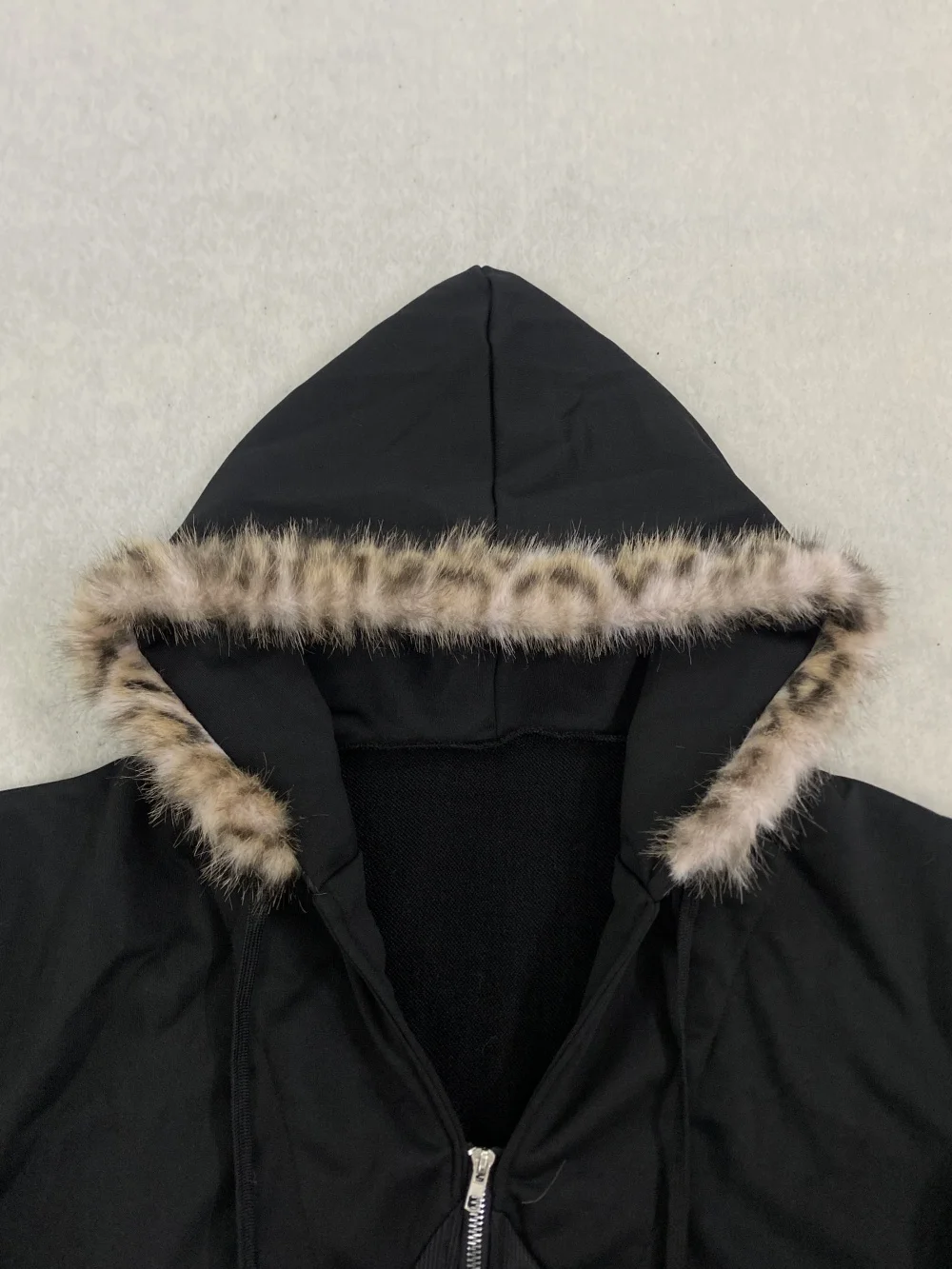 2026 new plush edge hooded zipper short style fur ball drawstring long sleeved jacket Y2K spicy girl casual trend ins versatile - view 4