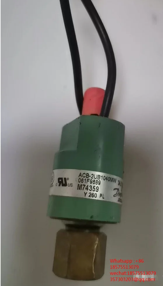 Interruptor de presión Danfoss ACB-2UB1040MW 061F9689 M74359