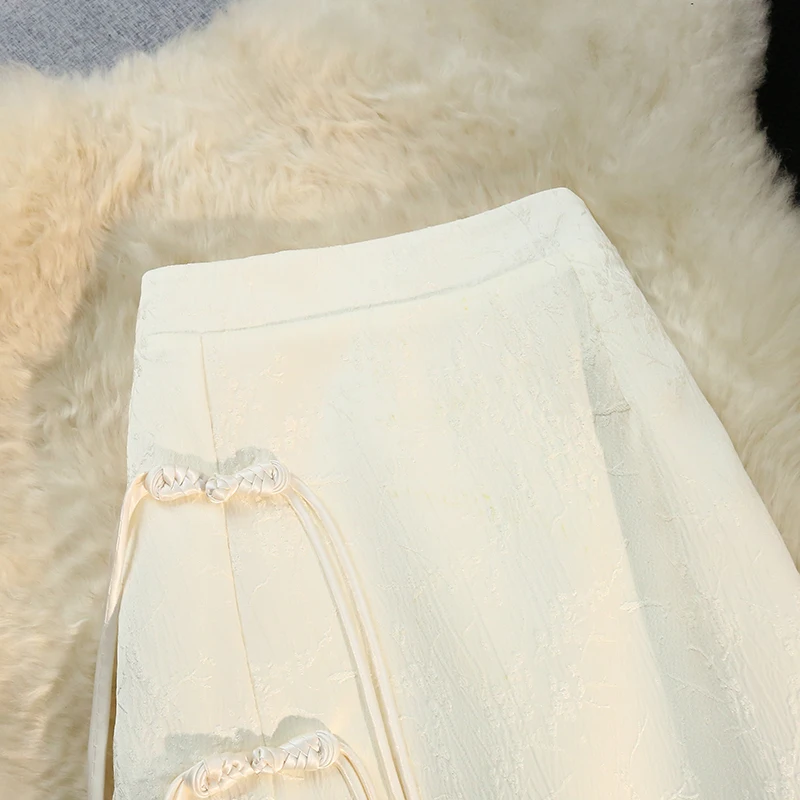 자카드 버클 중간 길이 분할 하이 웨이스트 A 라인 스커트 여성용, 중국 스타일, 2024 용수철 여름 신상