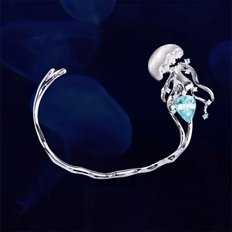 Dreamy Mysterious Feeling Frosted Silver Color Imitation Zircon Jellyfish Ear Hook Women Fashion Eye-catching Jewelry Ear Loops