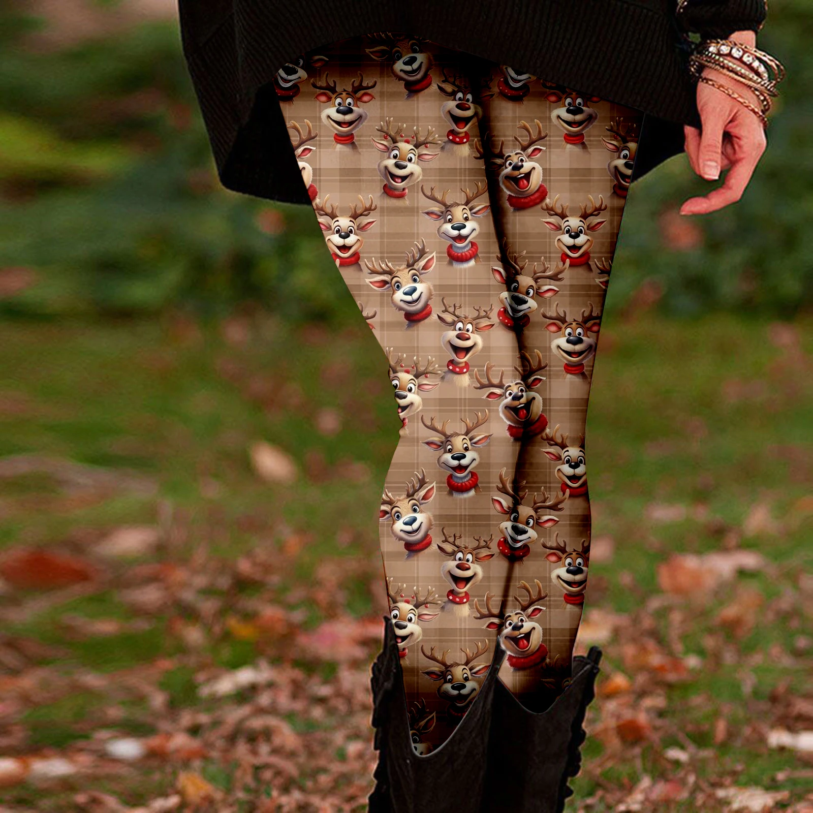 

Женские леггинсы с рождественским принтом лося больших размеров — с графикой «Святков и оленей», эластичный крой, можно стирать в машине, всесезонный повседневный стиль