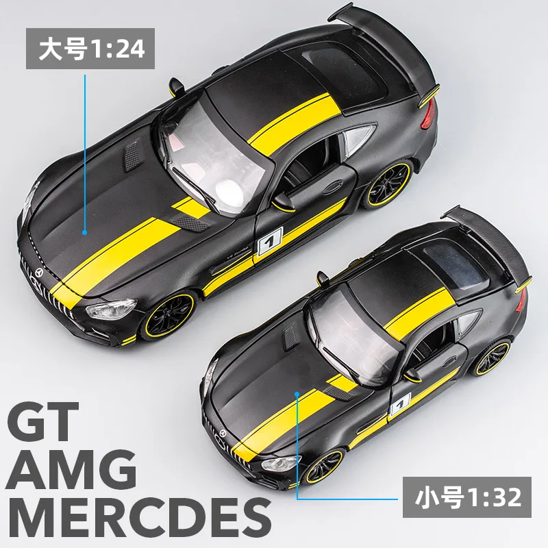 1:24 GTRโลหะผสมกีฬารถของเล่นจําลองโลหะDiecastเสียงดึงกลับรถแข่งสําหรับของขวัญเด็ก