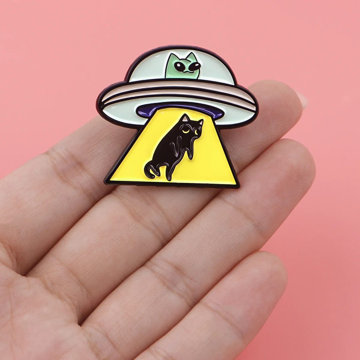 Эмалированные заколки Alien Pin, индивидуальные броши, значки на лацкан, портфель, украшение, ювелирные изделия