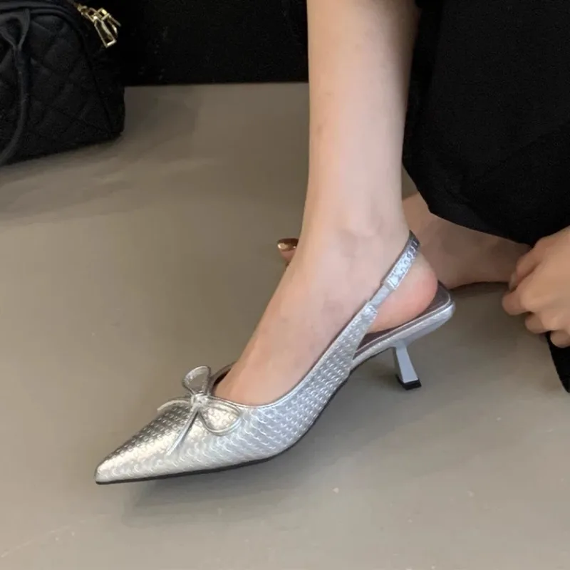 

Французские женские туфли на высоком каблуке с острым носком, новые летние босоножки-стилето с бантом, элегантные, с закрытым носком