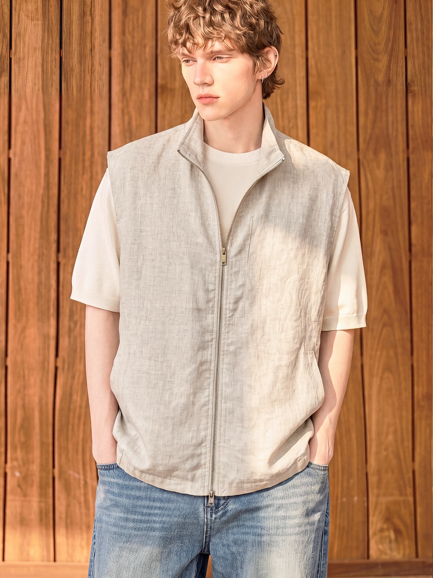 Men's Retro Linen Stand Collar Vest Breathable Casual Versatile Spring Summer Outerwear Light Weight Zipper Closure Regular L...