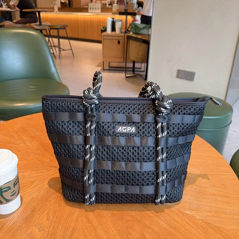 

Casual Shoulder Bag Women's Handbag 2025 New Mesh Tote Bag Fashionable Tote Bag Luxury Versatile Simple Commuter Bags