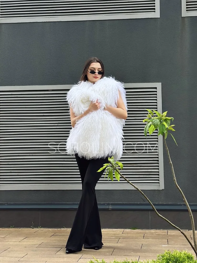 

Женские повседневные белые жилеты из искусственного меха без рукавов с круглым вырезом и длинными волосами, свободный короткий меховой жилет 2026, женская зимняя повседневная теплая верхняя одежда