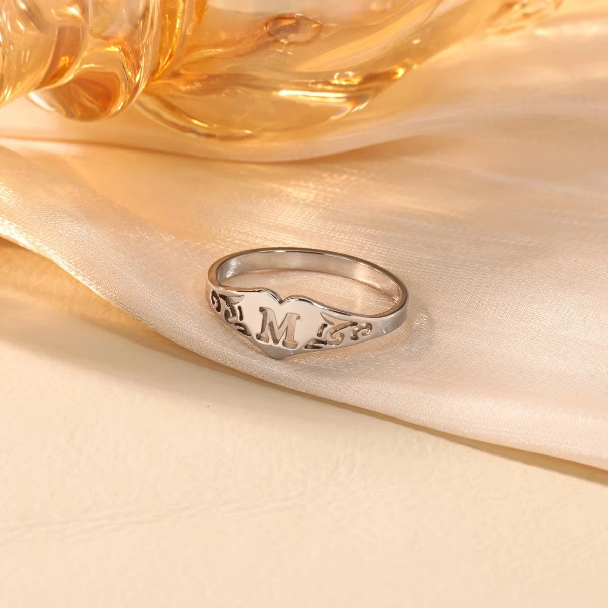 Stainless Steel A-Z Letter Heart Rings For Women Gold/Silver Color Hollow Initial Letter Ring Aesthetic Wedding Jewelry Gift