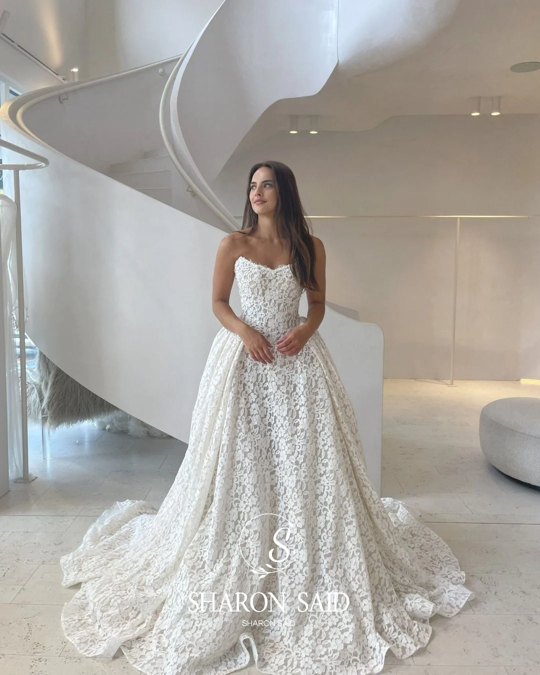 Sharon disse elegante querida a linha rendas fora branco vestidos de casamento 2025 tribunal trem vintage boho vestidos de noiva sw048 personalizado