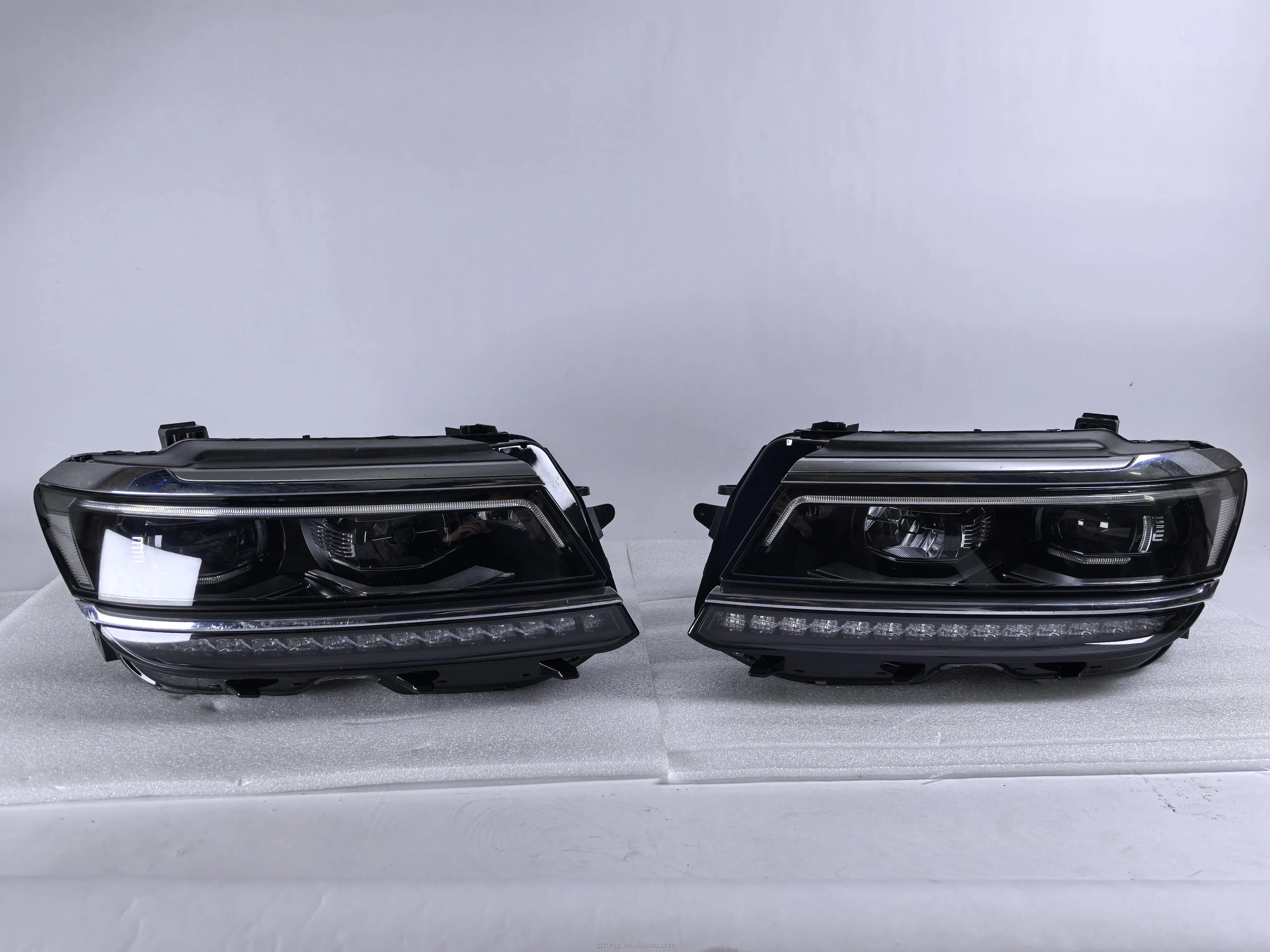 Original Tiguan Accessories for VW Tiguan LED Headlights Assembly 2021- 2024 Plug and Play OE 5NG941081D 5NG941082D