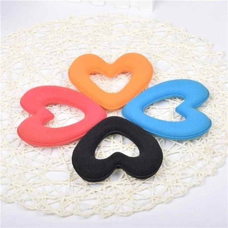 1Pc Hair Donut Bun Heart Maker Magic Foam Sponge Hair Styling Tool Princess Hairstyle Hair Bands Hair Accessories (Random Color)