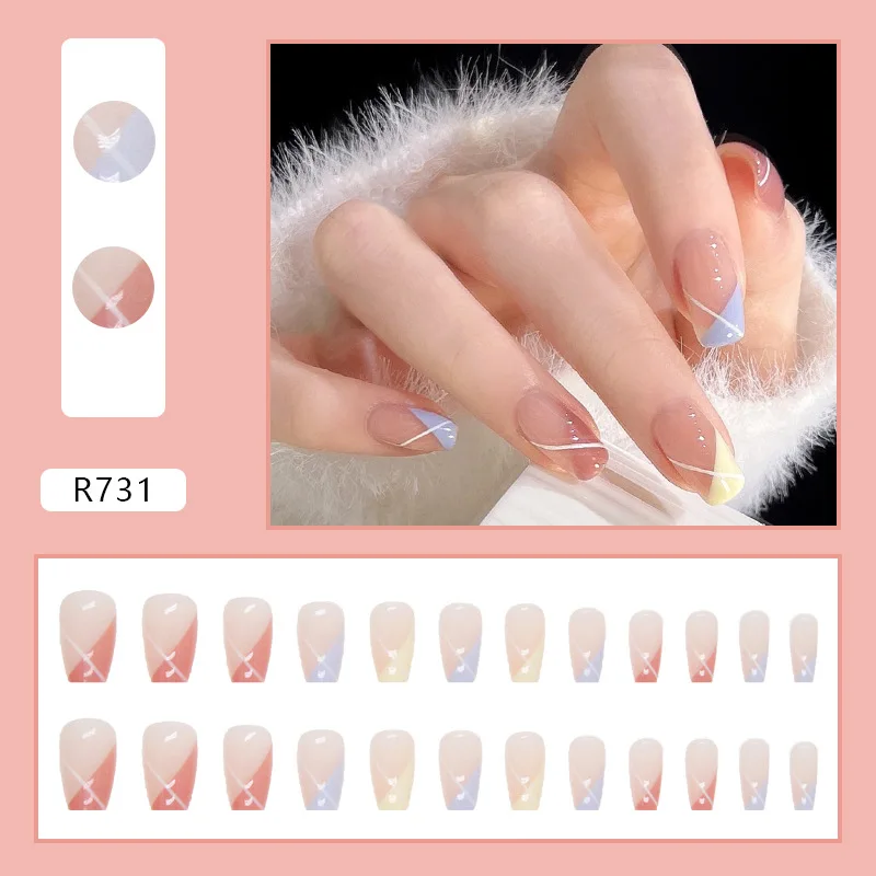 

24PCS Geometric Press-On Nails – Medium-Long Square Shape With Diagonal Patterns & Nude Base (Modern Sweet Style)
