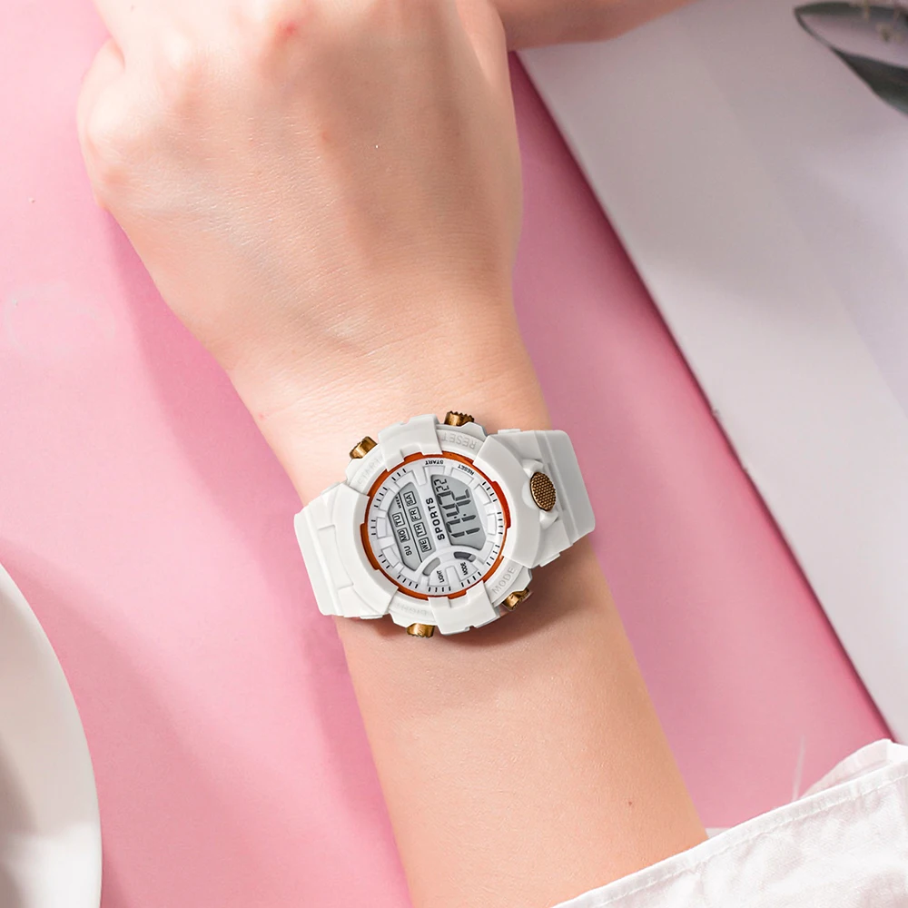 Hot Selling Simple and Fashionable Women Digital Electronic Watch Multifunctional Outdoor Fitness Watch Men and Women Watch