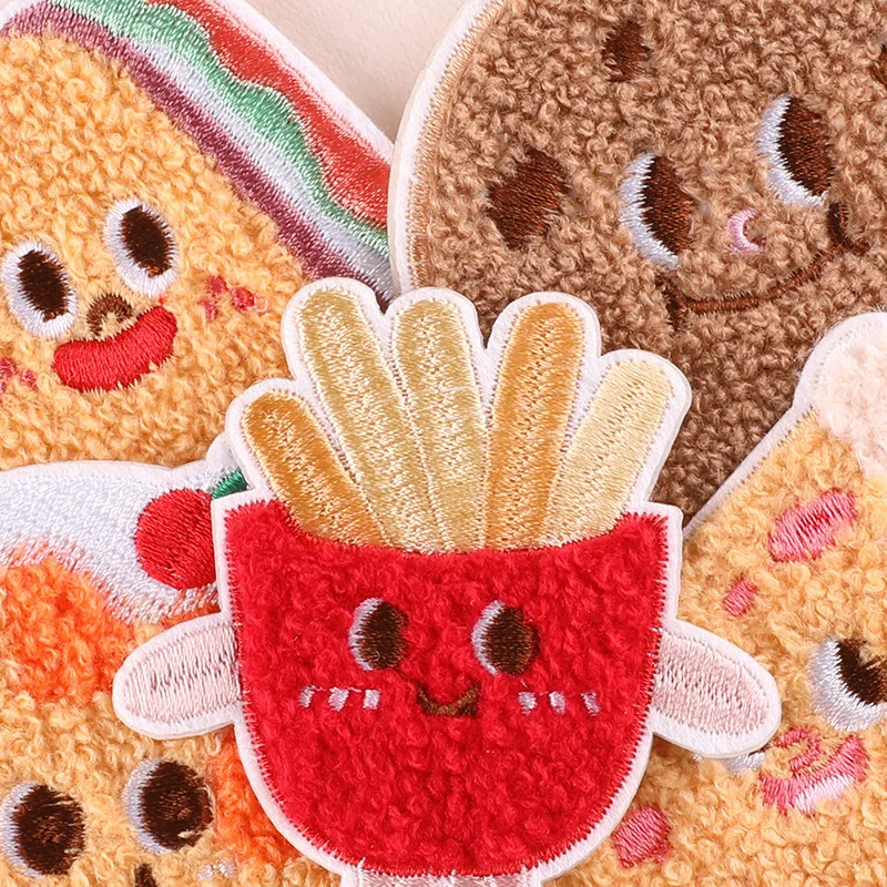 Cute Plush Chips Cookies Pizza Iron on patch, accessori per abbigliamento, adesivi per ricamo autoadesivi, 1 pz