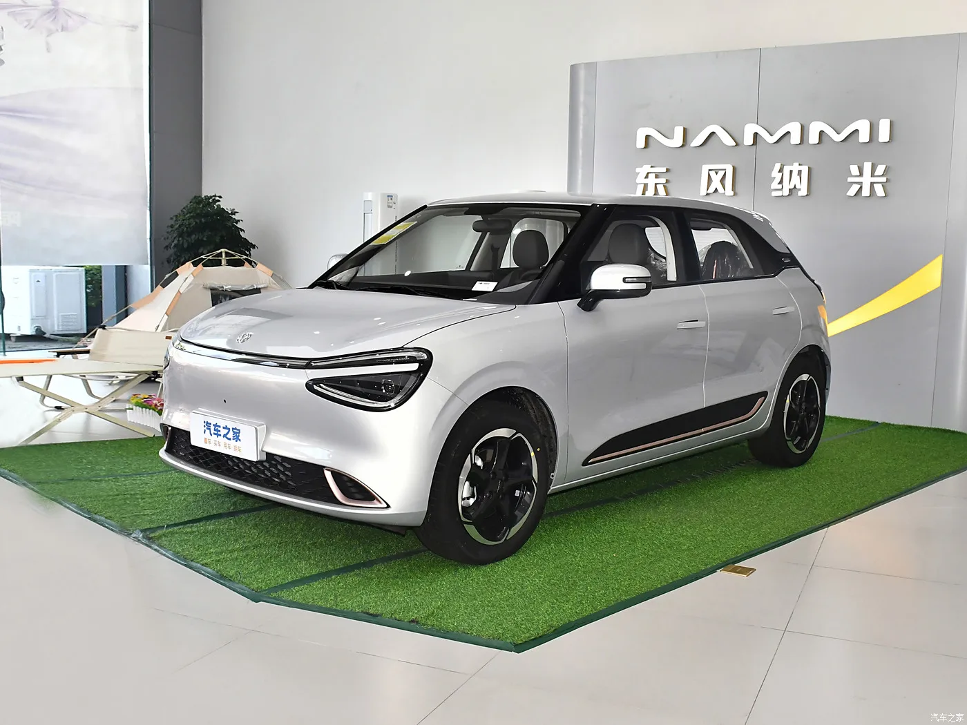 Dongfeng nammi 01 piccola auto elettrica veicolo utilitario automatico nuove auto prezzi di fabbrica autos 2024 Cina auto elettrica per adulti economica