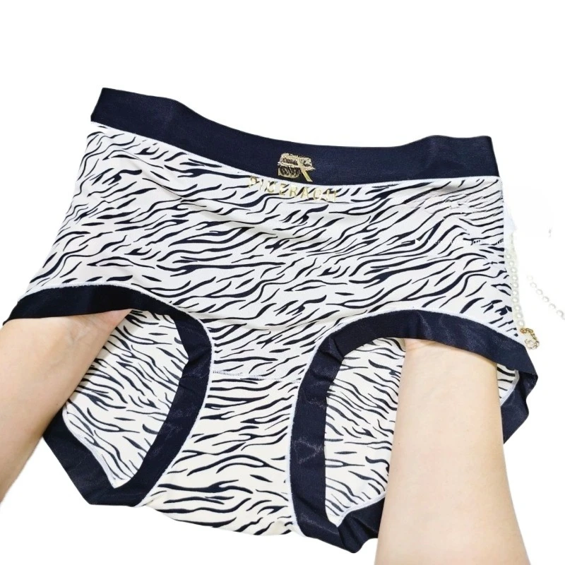Personalized Seamless  Elastic High Waist Large Size Underwear Women's Triangle Hip Wrap Fresh Mask Antibacterial Quick Drying