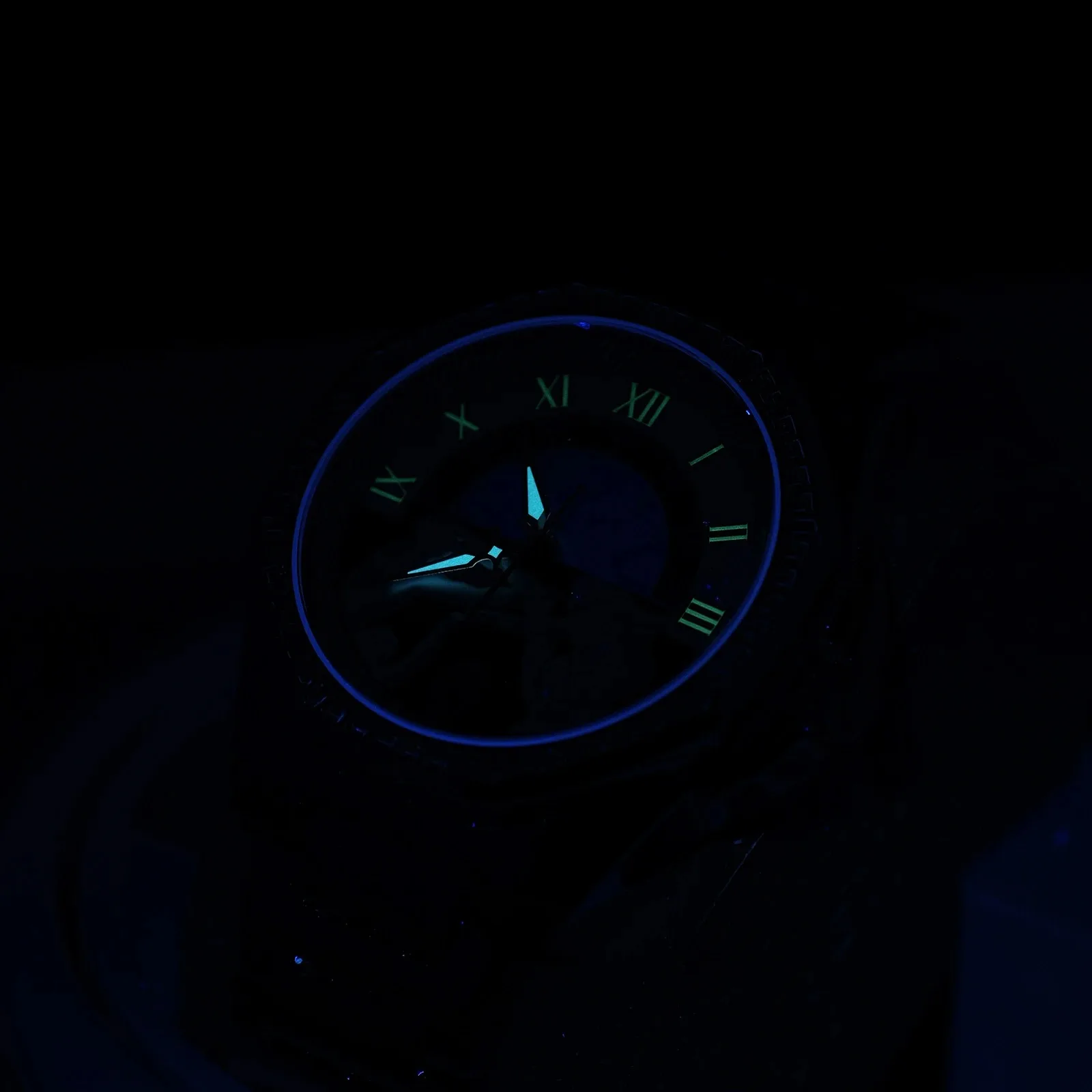 OBLVLO 남자 자동 시계 42MM 럭셔리 기계식 손목 시계 빛나는 50m 방수 사파이어 스틸 스트랩 연인 다이얼