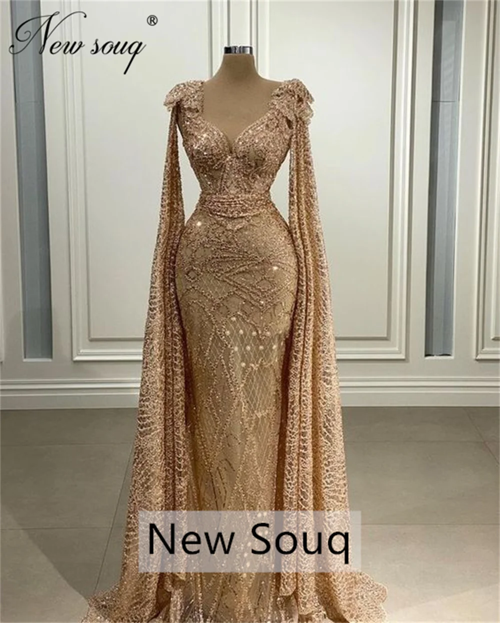 

Женское блестящее вечернее платье с юбкой-годе