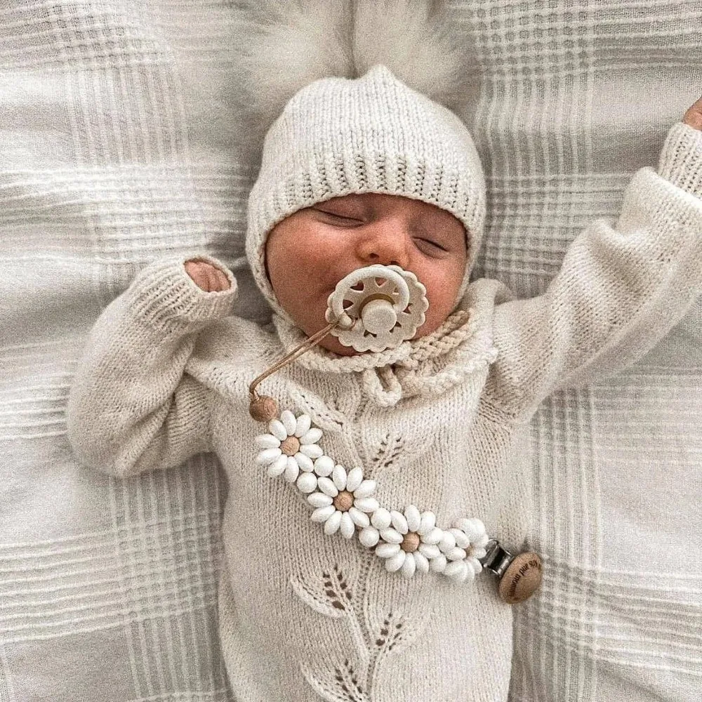 

Essentional Handmade Pacifier Clip Silicone Flower Design Flower Soother Clip Dummy Nipple Holder Clip Newborn