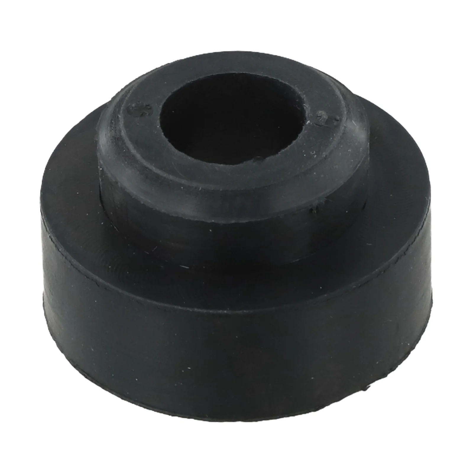 Automotive Repair Vehicle Maintenance Radiator Mount For Chevy For Camaro OE Compatibility Verification Single Piece Package