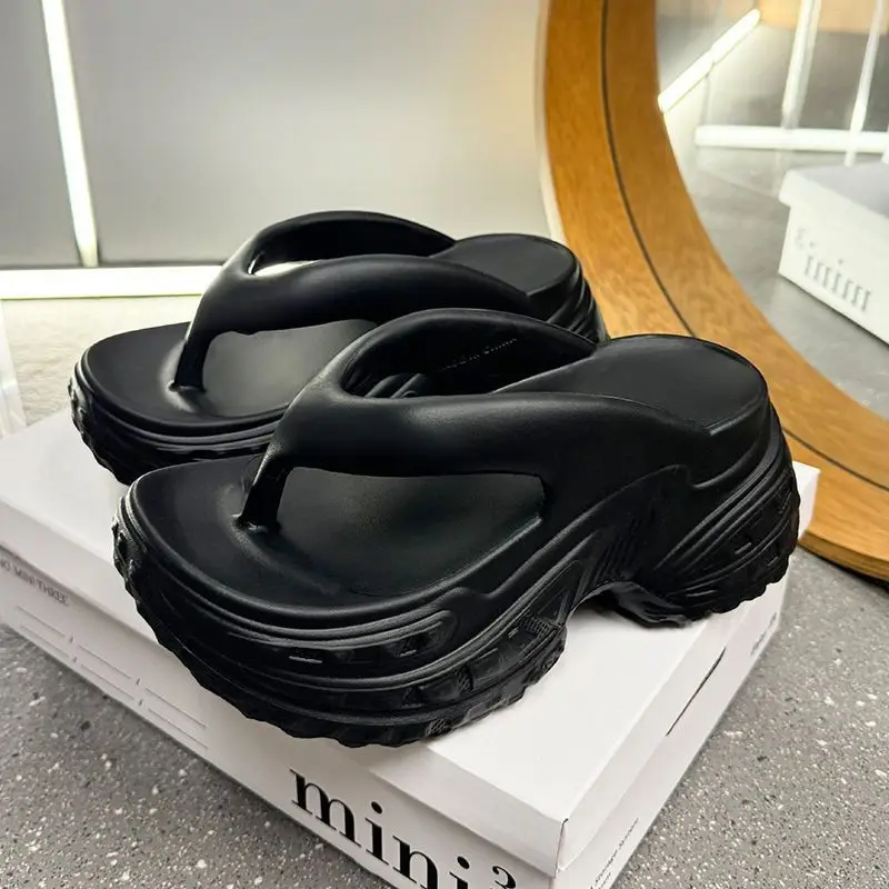 Zapatillas tipo Tanga con suela de neumático para mujer, sandalias Thi Bot de talla pequeña para primavera y verano, correas para los pies personalizadas humectables con agua