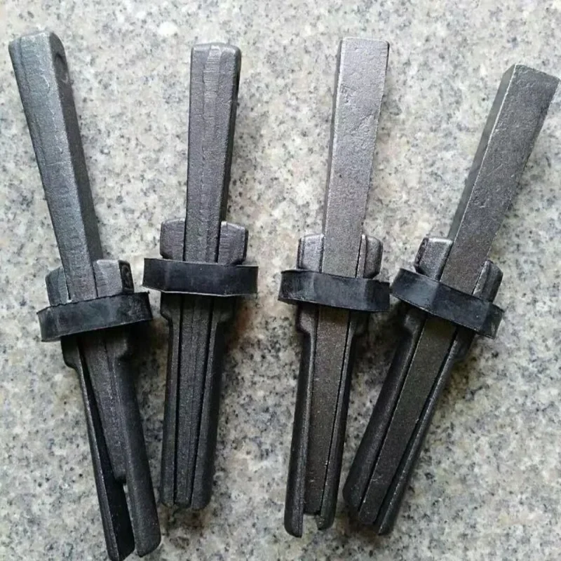 Open stone expander, stone opener, special tip for stone chisel