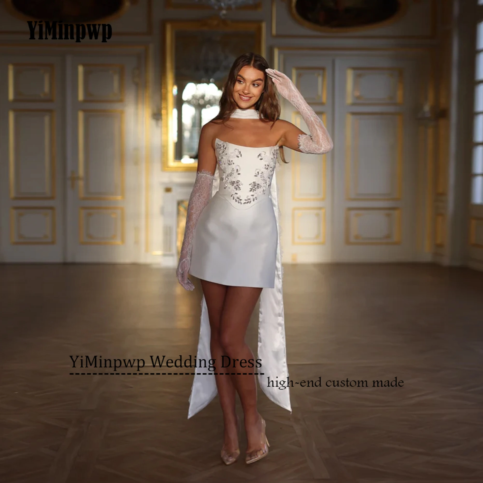 Cristal bretelles Mini robes De mariée femmes 2025 gaine sans manches au-dessus du genou Satin robe De mariée robes De Novia personnaliséRobes de mariée en cristal sans bretelles Mini femmes 2025 gaine sans manches au-