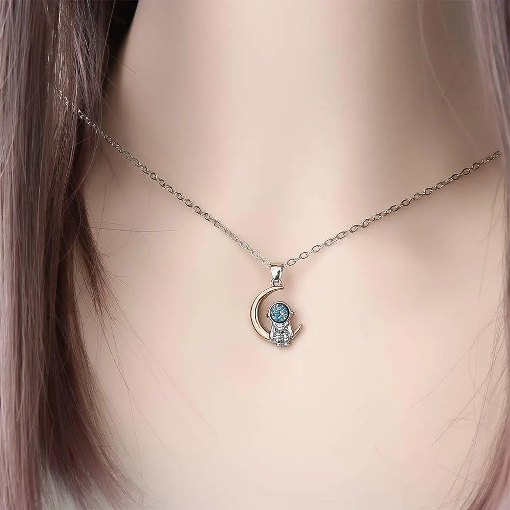 Vintage Valentine's Day Star Pendant For Women Men Astronaut Fashion Jewelry Couples Necklace Korean Style Choker Spaceman