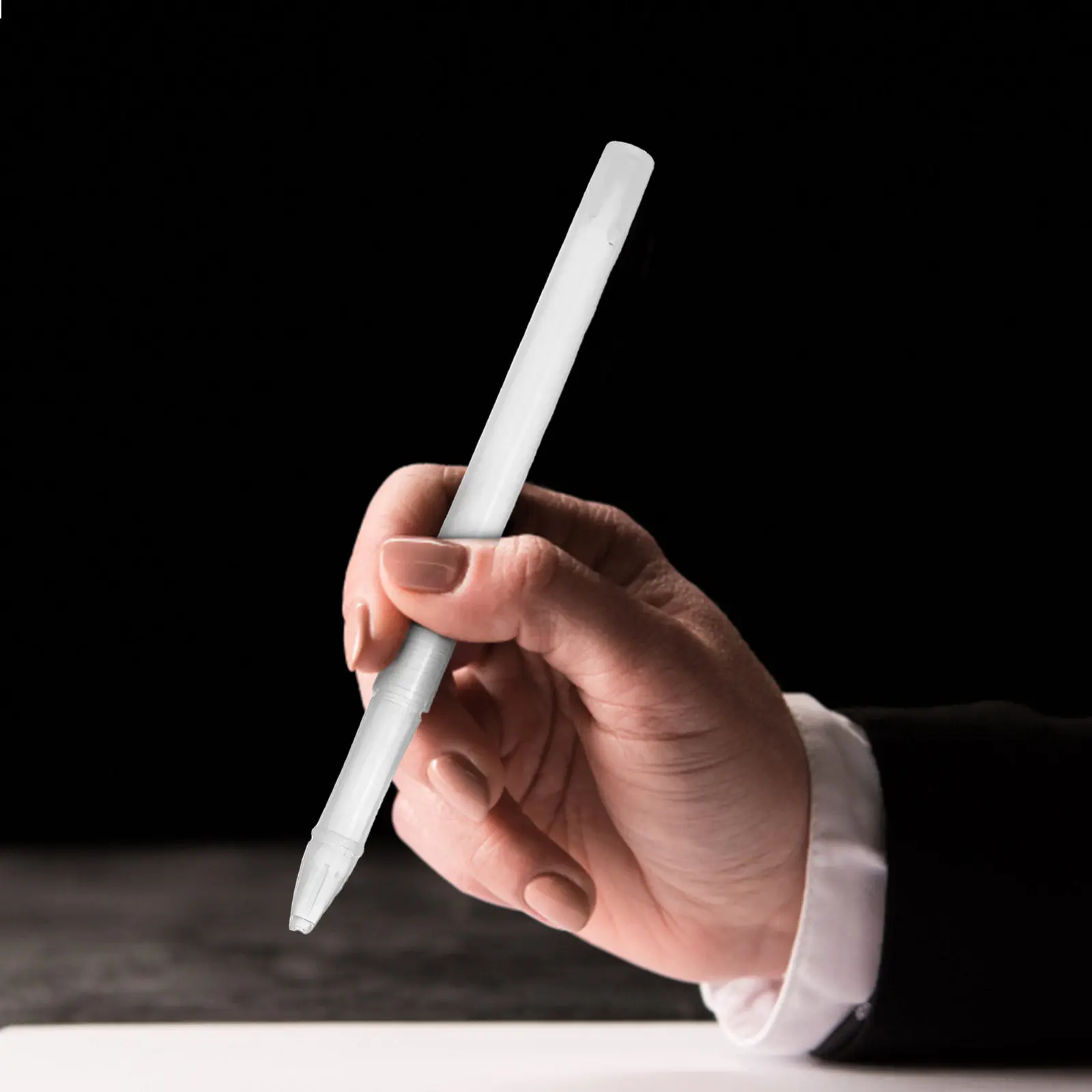 

100 шт., прозрачные пустые футляры для ручек, пластиковые держатели для ручек, канцелярские принадлежности для студентов, офисные принадлежности, эргономичные аксессуары для письма