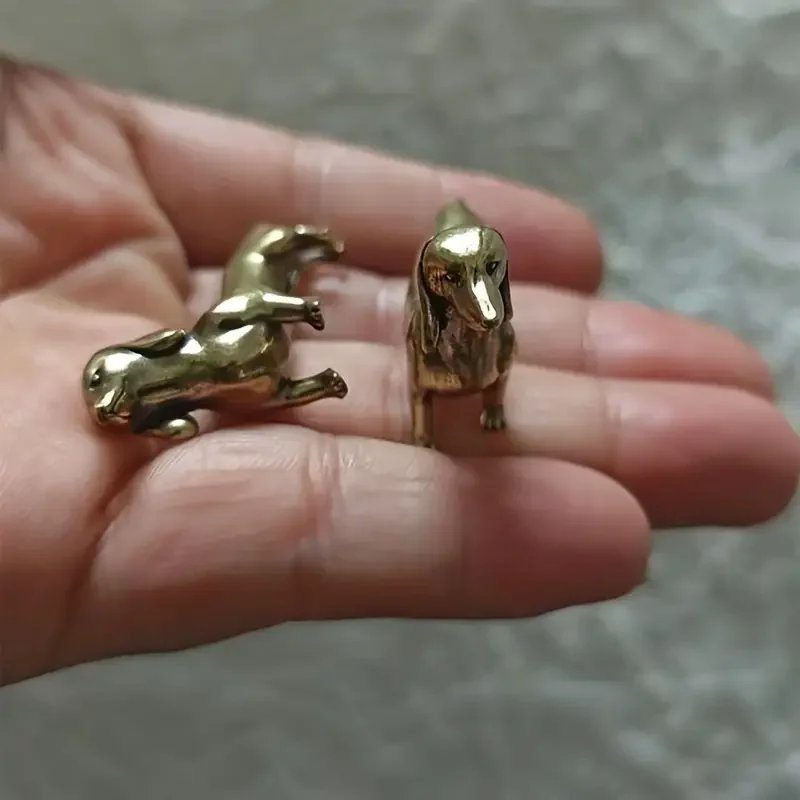 1 Stück Vintage-Mini-Golden-Retriever-Statue aus Messing – antiker Stil, handwerklich gefertigt, dekorative Schreibtischdekoration für Haustierliebhaber – Detail 2