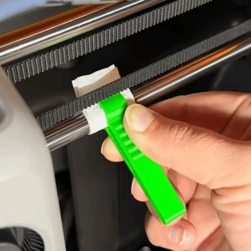 10pcs Portable Guide Post Cleaning Aid Tool Mini Handheld Residual Old Oil Cleaner Green Quickly Remove