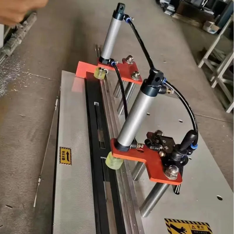 Minimimalist Keyhole Milling Machine Single-Piece Aluminum Alloy Lock Aluminum Alloy Processing Machinery Keyhole Metal Cutting