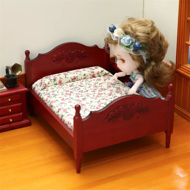 

1:12 Dollhouse Mini Red Wood-bed Bedroom Red Furniture Miniature Items Double-bed Doll House Kitchen Accessories OB11 Wardrobe